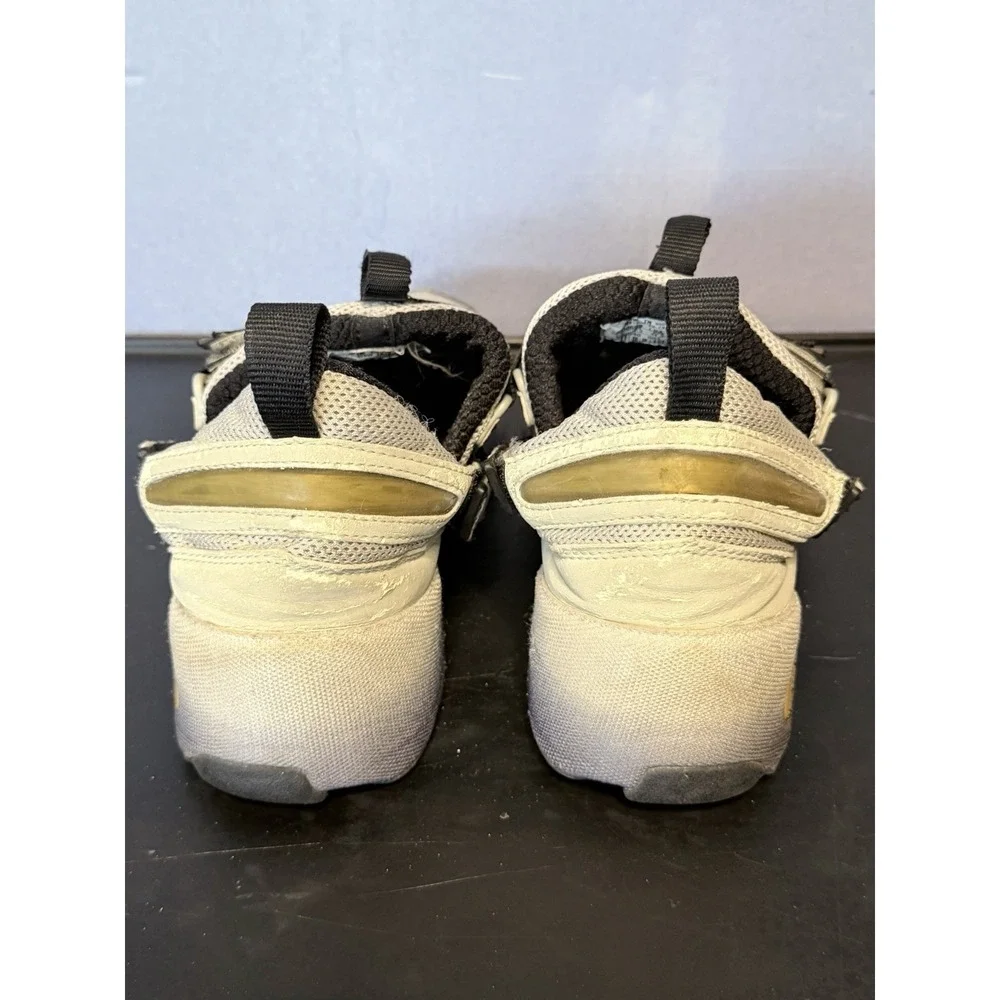 Jordan air trunner